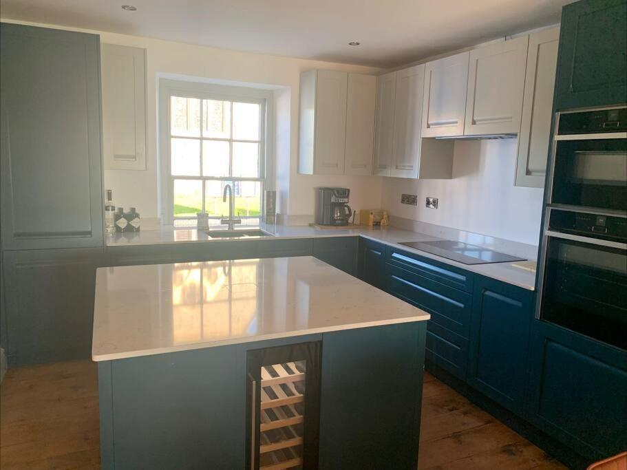 Aberaeron Island House - Panoramic Harbour Views Villa Kültér fotó